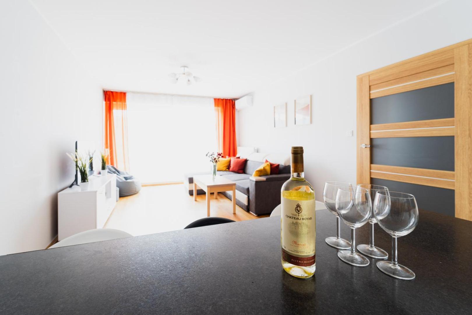Apart City Center - 3 Rooms - Parking Place Wroclaw Ngoại thất bức ảnh